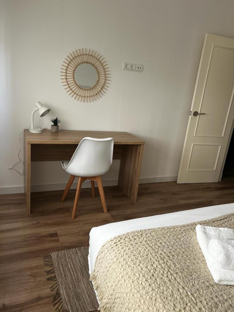 Gris Parking A Menos De 1 Min A Pie Apartment Vigo Exterior photo