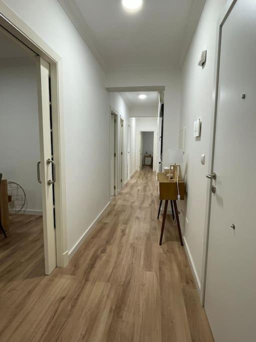Gris Parking A Menos De 1 Min A Pie Apartment Vigo Exterior photo